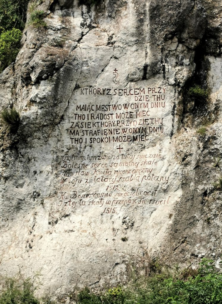 Skała Kmity- inskrypcja